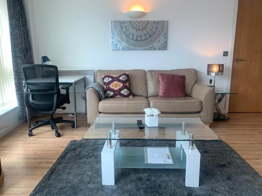 Marco Island -Spacious City Centre 2 Bedroom Apartment Nottingham Luaran gambar