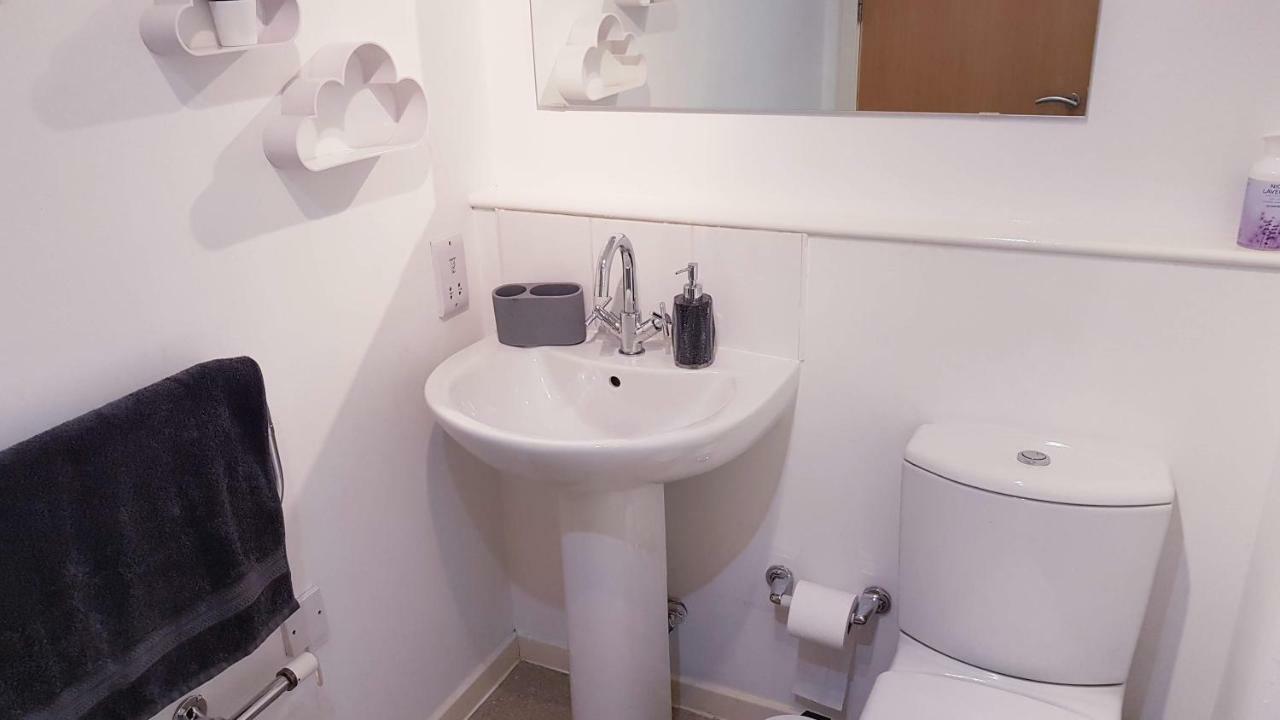 Marco Island -Spacious City Centre 2 Bedroom Apartment Nottingham Luaran gambar