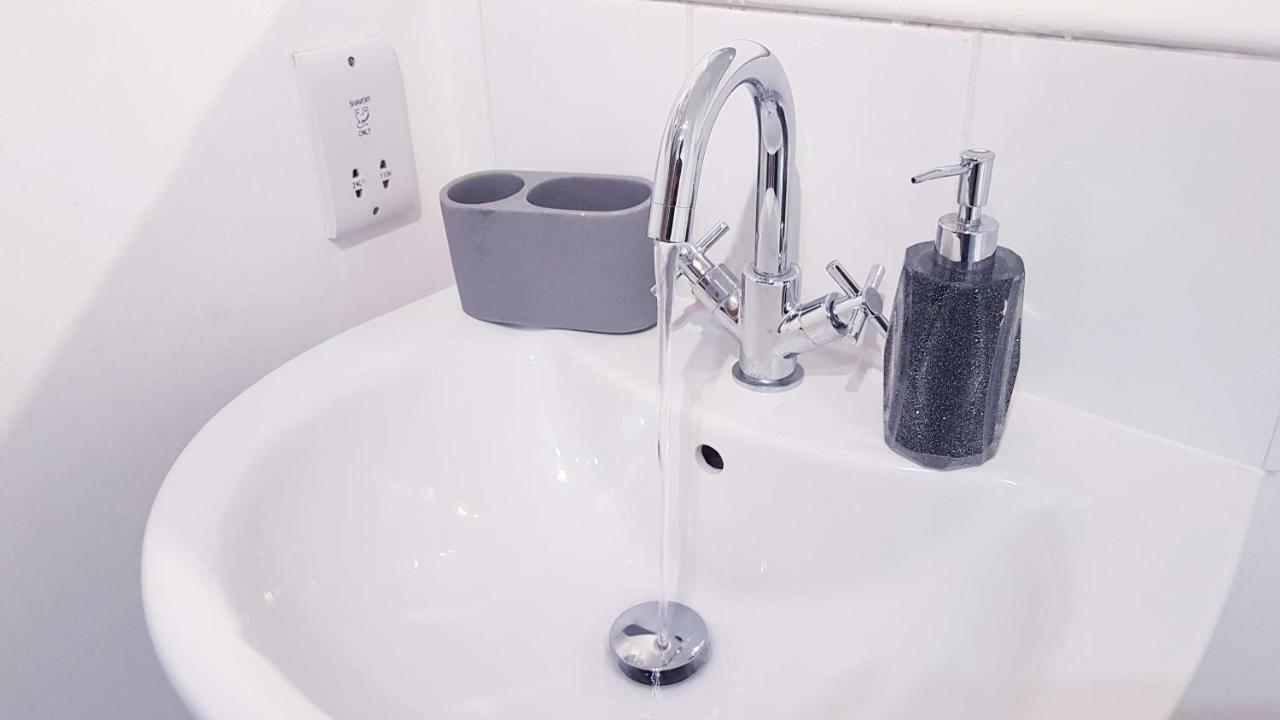 Marco Island -Spacious City Centre 2 Bedroom Apartment Nottingham Luaran gambar
